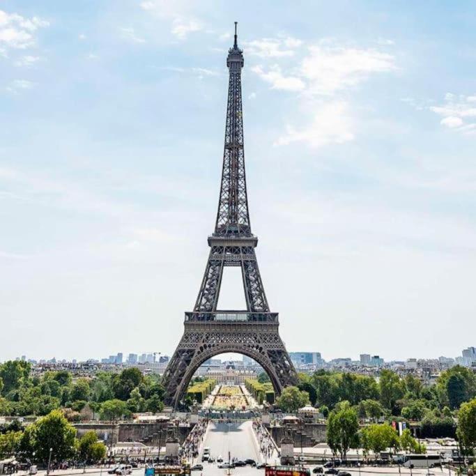 Gare En Face A Pied - Paris 10Mn - Parking Prive Gratuit - De 1 A 8 Personnes - Souplex - Tout Equipe - Entierement Renove Montmagny Bagian luar foto